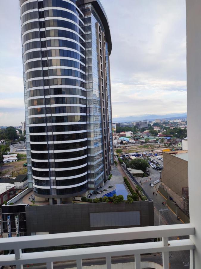Aparthotel Inspiria Davao City Extérieur photo